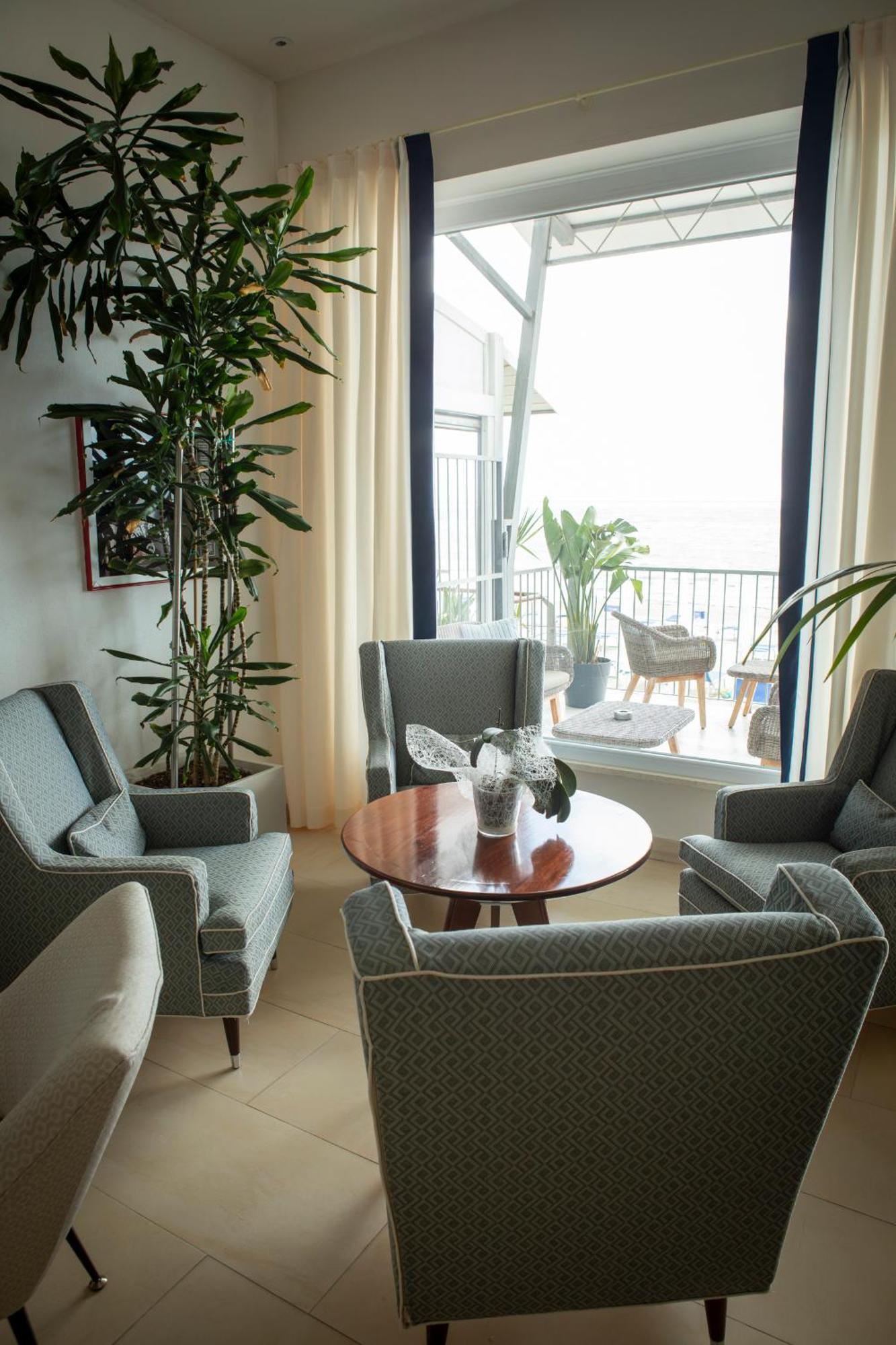 Hotel Parrini Follonica Kültér fotó